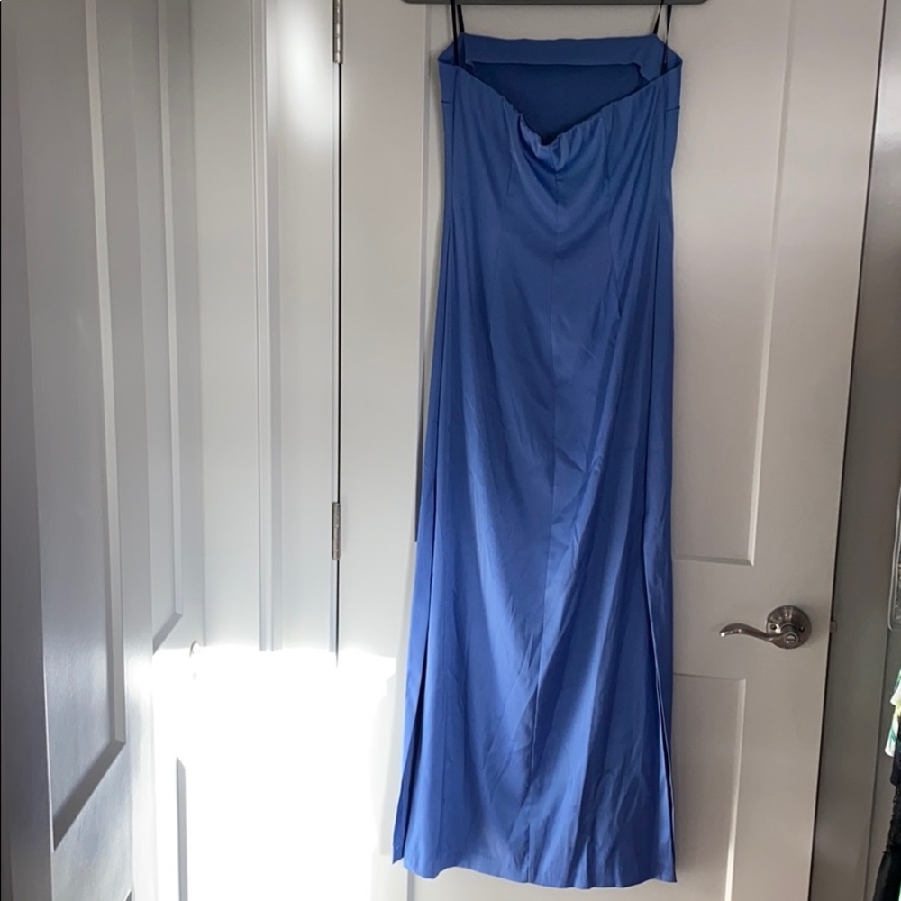 Dress - Picture 3 of 4